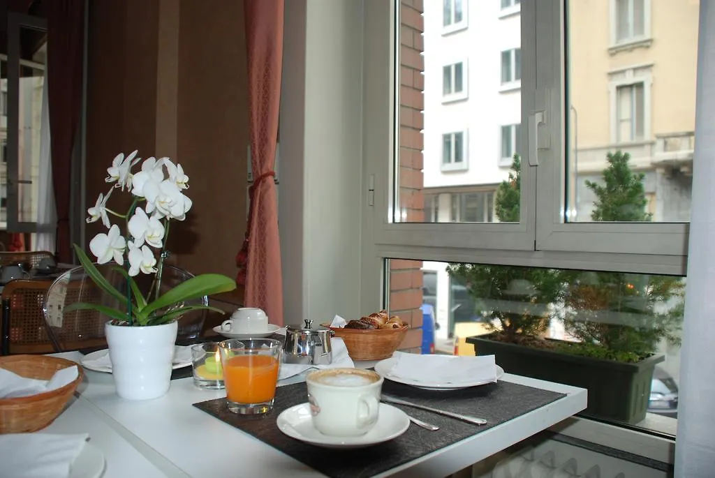 Hotel Mennini Milan 3*,