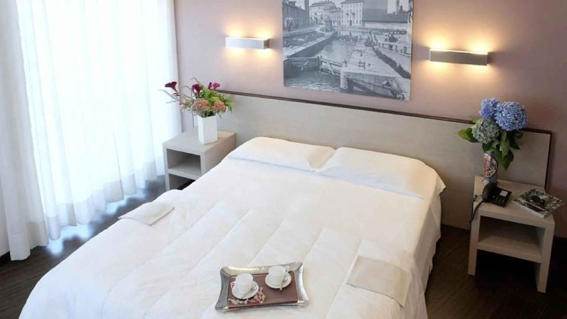 מילאנו Hotel Mennini