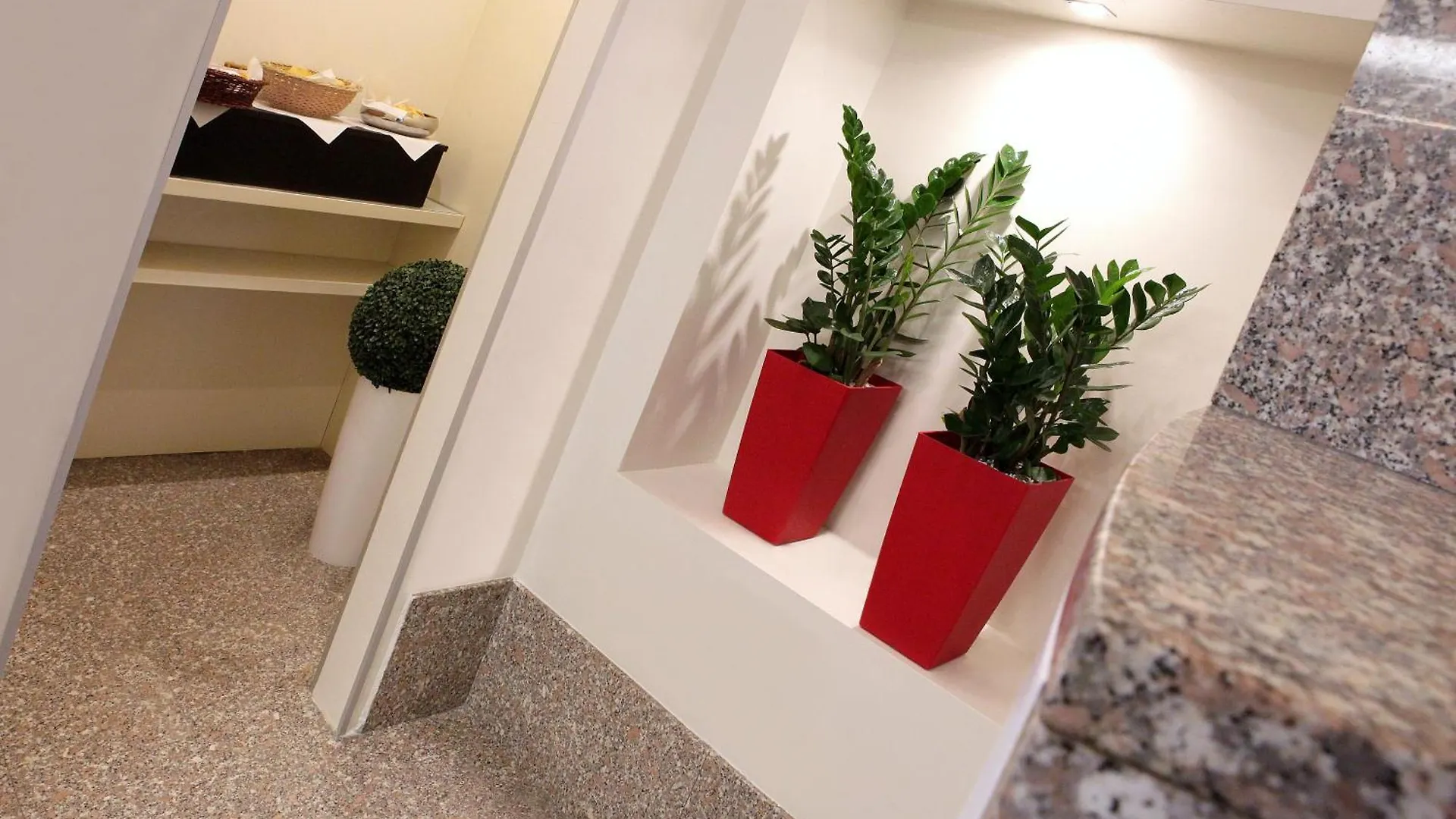 ***  Hotel Mennini Milan Italy