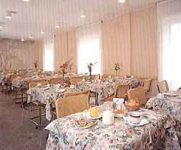 מילאנו Hotel Mennini